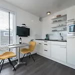 Boatlodge Antigua * ماسترخت