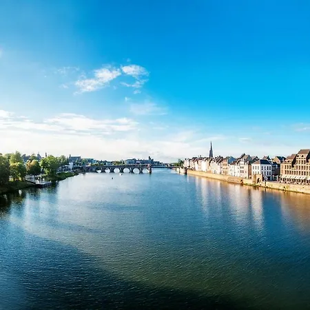 Boatlodge Antigua * Maastricht