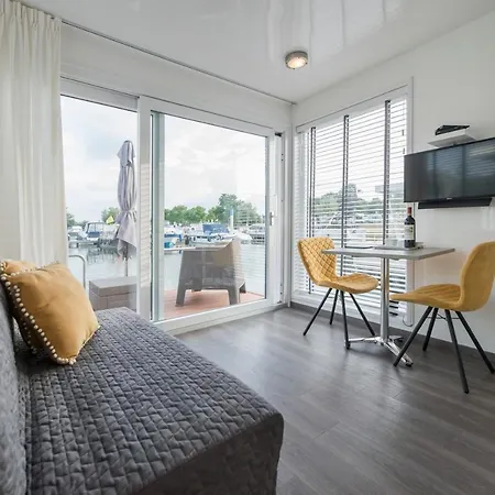 Tatil Evi Boatlodge Antigua Maastricht